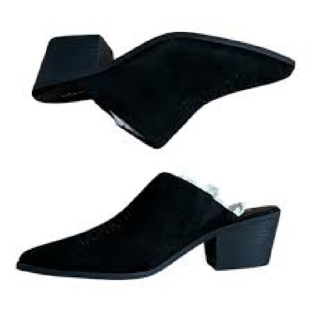 Lisa Vicky Mules - Picture 2 of 3
